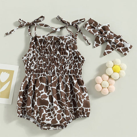 Image of Giraffe Print Cute Outfit